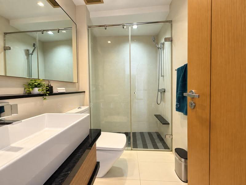 Marina Bay Residences, 18 Marina Boulevard, Boat Quay / Raffles Place / Marina, 3 Bedrooms, 1,636 sqft, Condominium For Rent, by Shirley Seng, 500270550 - Bathroom - PropertyGuru.com.sg