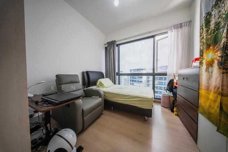 Riversound Residence, 9 Sengkang East Avenue, Hougang / Punggol / Sengkang, 3 Bedrooms, 2,195 sqft, Condominium For Sale, by Kenneth Chua, 500270556 - Bedroom - PropertyGuru.com.sg