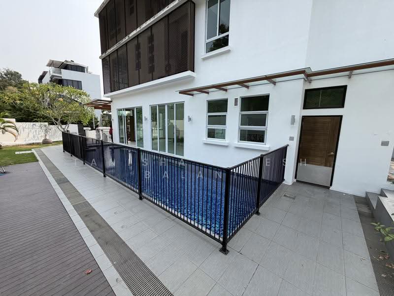 Wak Hassan place, Sembawang road , woodlands, Yishun, Serangoon,, Sembawang / Yishun, 6 Bedrooms, 7,335 sqft, Corner Terrace For Rent, by Tanisha Suresh Balani, 500270561 - Exterior - PropertyGuru.com.sg
