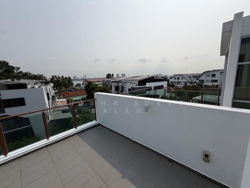 Wak Hassan place, Sembawang road , woodlands, Yishun, Serangoon,, Sembawang / Yishun, 6 Bedrooms, 7,335 sqft, Corner Terrace For Rent, by Tanisha Suresh Balani, 500270561 - Balcony - PropertyGuru.com.sg