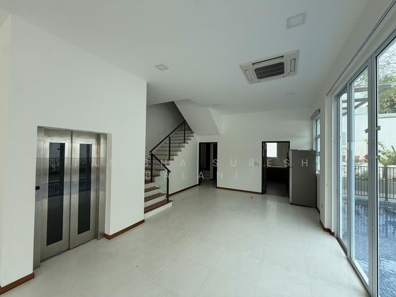 Wak Hassan place, Sembawang road , woodlands, Yishun, Serangoon,, Sembawang / Yishun, 6 Bedrooms, 7,335 sqft, Corner Terrace For Rent, by Tanisha Suresh Balani, 500270561 - Interior - PropertyGuru.com.sg