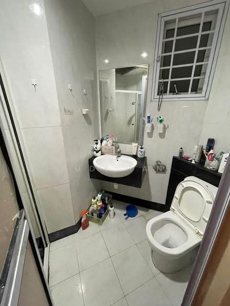 Sims Meadows, 8 Lorong 33 Geylang, Eunos / Geylang / Paya Lebar, Room Rental, 180 sqft, Apartment For Rent, by Judy Tan, 500270563 - Bathroom - PropertyGuru.com.sg