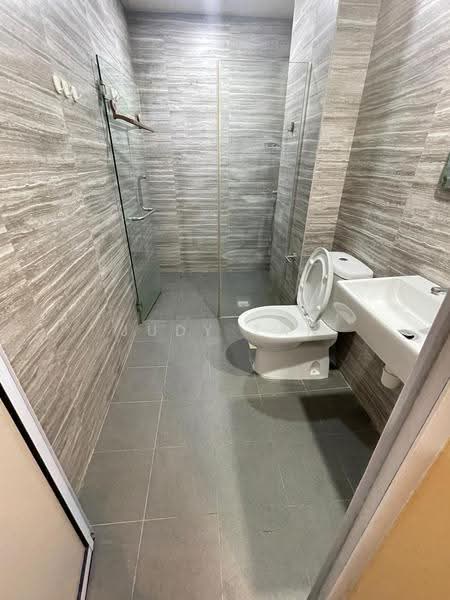 Sims Meadows, 8 Lorong 33 Geylang, Eunos / Geylang / Paya Lebar, Room Rental, 180 sqft, Apartment For Rent, by Judy Tan, 500270563 - Bathroom - PropertyGuru.com.sg