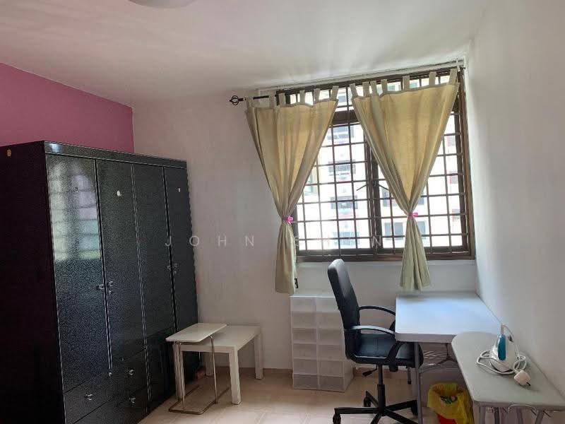 832 Tampines Street 82, 832 Tampines Street 82, Pasir Ris / Tampines, Room Rental, 120 sqft, HDB Flat For Rent, by John Chen, 500270574 - Study - PropertyGuru.com.sg