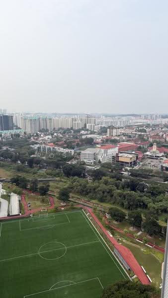 Kingsford Hillview Peak, 101 Hillview Rise, Dairy Farm / Bukit Panjang / Choa Chu Kang, 2 Bedrooms, 1,388 sqft, Condominium For Sale, by Rosalind Ng, 500270580 - Unblock views from all rooms - PropertyGuru.com.sg