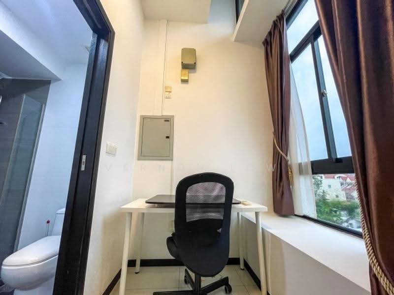 Viva Vista, 3 South Buona Vista Road, Buona Vista / West Coast / Clementi New Town, 1 Bedroom, 743 sqft, Condominium For Sale, by Vernon Low, 500270583 - PropertyGuru.com.sg