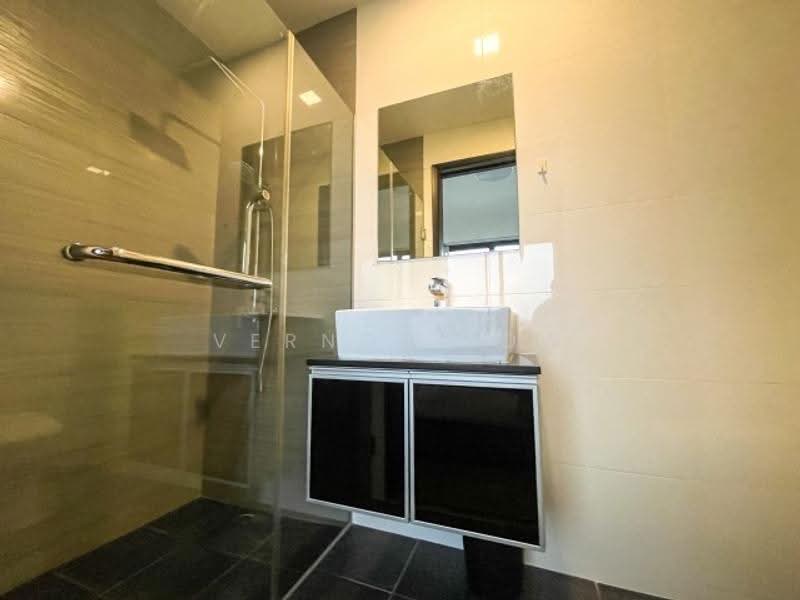 Viva Vista, 3 South Buona Vista Road, Buona Vista / West Coast / Clementi New Town, 1 Bedroom, 743 sqft, Condominium For Sale, by Vernon Low, 500270583 - PropertyGuru.com.sg