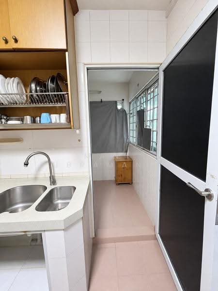 223D Compassvale Walk, 223D Compassvale Walk, Hougang / Punggol / Sengkang, 3 Bedrooms, 1,098 sqft, HDB Flat For Sale, by Mani Subramanian Veeramani, 500270591 - Kitchen - PropertyGuru.com.sg