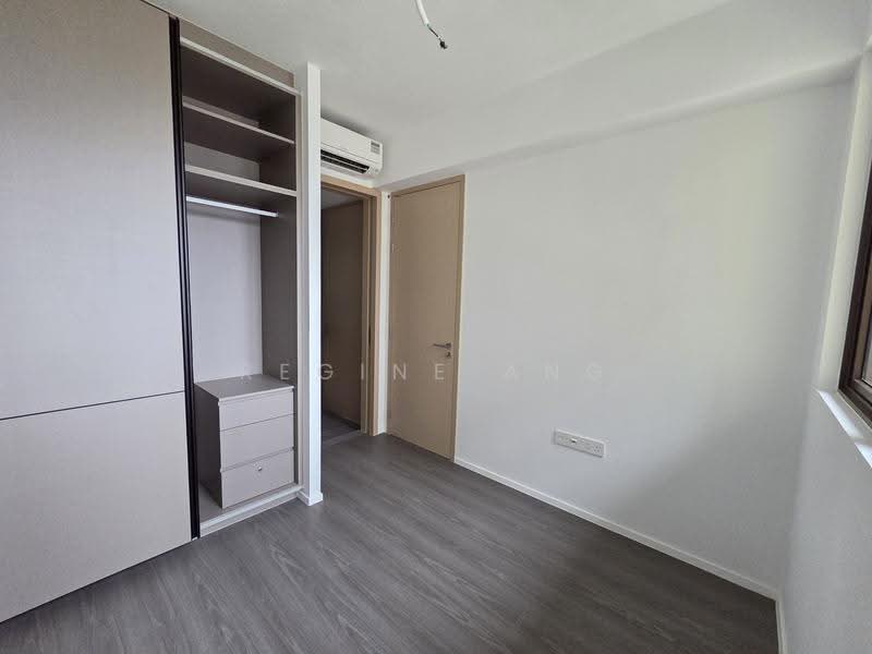 Pinetree Hill, 32 Pine Grove, Clementi Park / Upper Bukit Timah, 2 Bedrooms, 764 sqft, Condominium For Rent, by Regine Ang, 500270595 - Common bedroom - PropertyGuru.com.sg