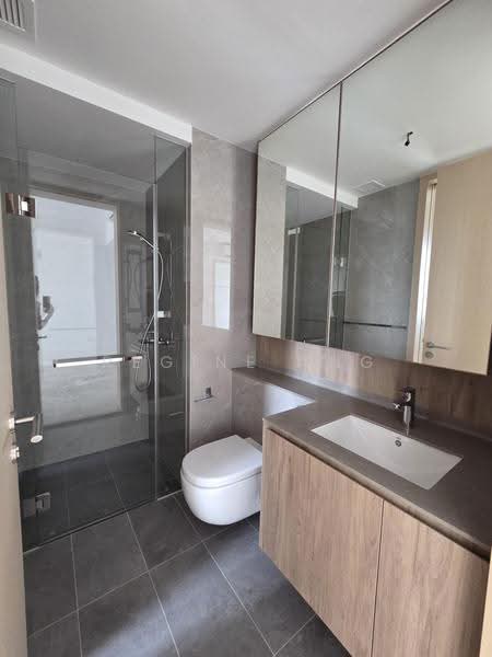 Pinetree Hill, 32 Pine Grove, Clementi Park / Upper Bukit Timah, 2 Bedrooms, 764 sqft, Condominium For Rent, by Regine Ang, 500270595 - Common Bathroom - PropertyGuru.com.sg