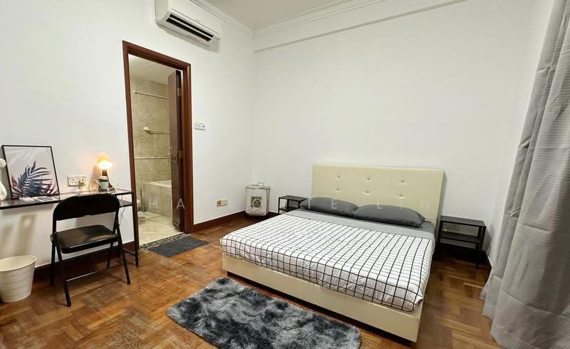 Parc Oasis, 35 Jurong East Avenue 1, Boon Lay / Jurong / Tuas, Room Rental, 200 sqft, Condominium For Rent, by Charlotte Lin, 500270599 - Bedroom - PropertyGuru.com.sg