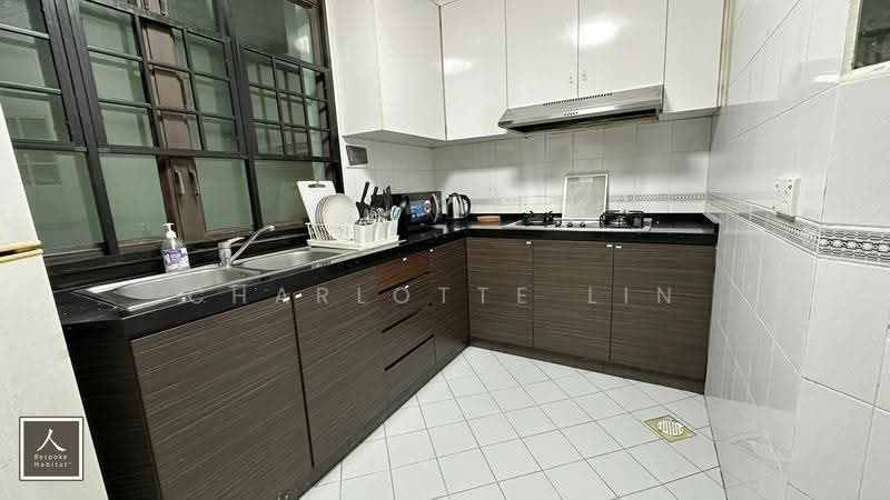 Parc Oasis, 35 Jurong East Avenue 1, Boon Lay / Jurong / Tuas, Room Rental, 200 sqft, Condominium For Rent, by Charlotte Lin, 500270599 - Kitchen - PropertyGuru.com.sg