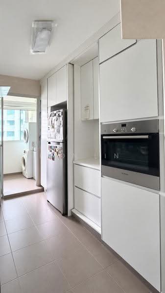 887B Woodlands Drive 50, Woodlands Drive 50, 3 Bedrooms, 990 sqft, HDB Flat For Sale, by Fion Lin, 500270600 - Kitchen - PropertyGuru.com.sg