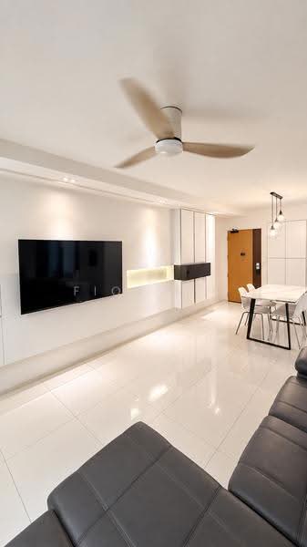 887B Woodlands Drive 50, Woodlands Drive 50, 3 Bedrooms, 990 sqft, HDB Flat For Sale, by Fion Lin, 500270600 - Living Room - PropertyGuru.com.sg