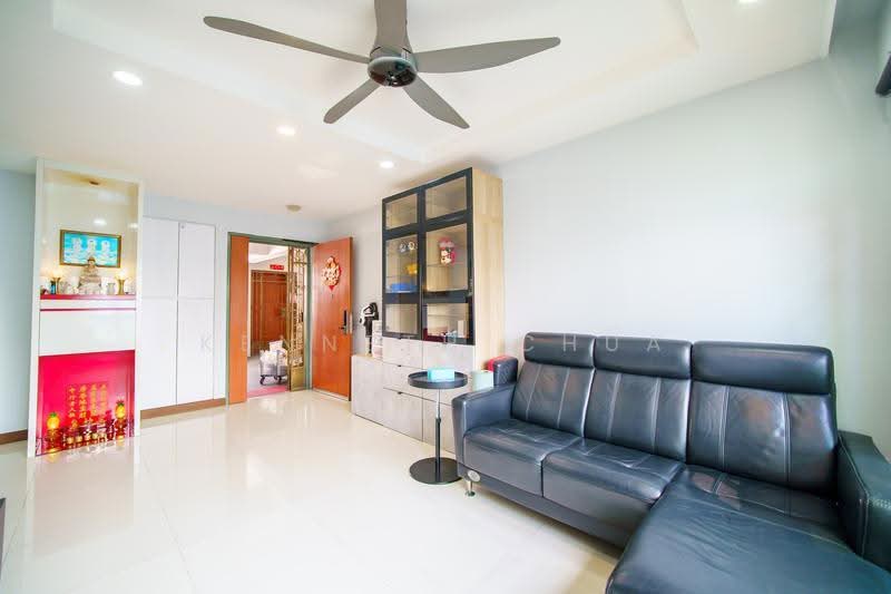 808A Choa Chu Kang Avenue 1, 808A Choa Chu Kang Avenue 1, Dairy Farm / Bukit Panjang / Choa Chu Kang, 3 Bedrooms, 990 sqft, HDB Flat For Sale, by Kenneth Chua, 500270604 - Living Room - PropertyGuru.com.sg