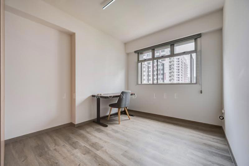 5-Room HDB at 229A Sumang Lane, Sumang Lane, 3 Bedrooms, 1,216 sqft, HDB Flat For Sale, by Jesmond Lee, 500270610 - Study - PropertyGuru.com.sg
