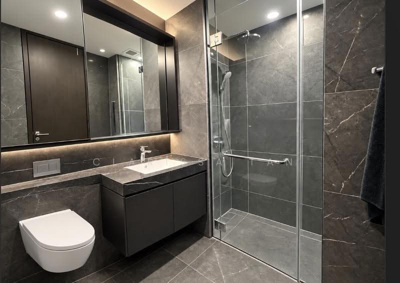 Hyll on Holland, 97 Holland Road, Tanglin / Holland / Bukit Timah, 3 Bedrooms, 936 sqft, Condominium For Sale, by Clarissa Tan, 500270614 - Master Bathroom - PropertyGuru.com.sg