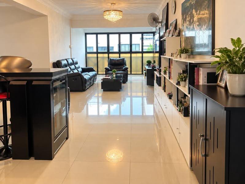 521 Jelapang Road, 521 Jelapang Road, Dairy Farm / Bukit Panjang / Choa Chu Kang, 4 Bedrooms, 1,550 sqft, HDB Flat For Sale, by Delvin Ong, 500270636 - Living Room - PropertyGuru.com.sg