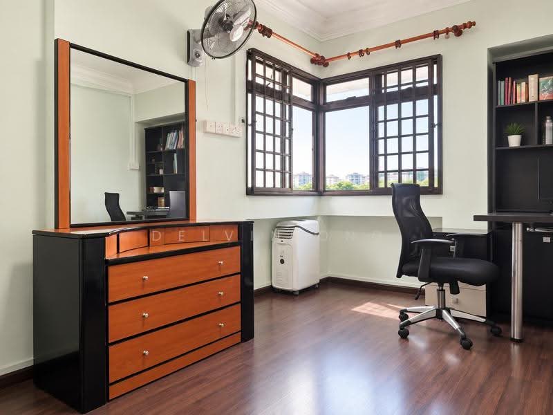 521 Jelapang Road, 521 Jelapang Road, Dairy Farm / Bukit Panjang / Choa Chu Kang, 4 Bedrooms, 1,550 sqft, HDB Flat For Sale, by Delvin Ong, 500270636 - Study - PropertyGuru.com.sg