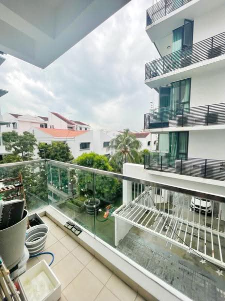 Prestige Residence, 52 Lorong G Telok Kurau, East Coast / Marine Parade, 3 Bedrooms, 990 sqft, Apartment For Rent, by Ignatius Tan, 500270641 - Balcony - PropertyGuru.com.sg