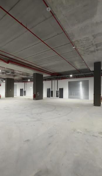 Tampines Connection, 2 Tampines North Drive 4, Pasir Ris / Tampines, 1,830 sqft, Factory / Workshop (B2) For Rent, by Jess Poh, 500270646 - Car Park - CommercialGuru.com.sg