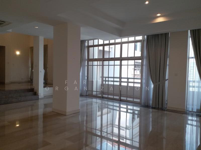 Leonie Condotel, 2 Leonie Hill Road, Orchard / River Valley, 4 Bedrooms, 4,843 sqft, Condominium For Rent, by Far East Organization, 500270651 - Living Room - PropertyGuru.com.sg