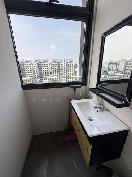 T-Space, Pasir Ris / Tampines, 4,844 sqft, Factory / Workshop (B2) For Sale, by Loyalle Chin 陈忠诚, 500270653 - Bathroom - CommercialGuru.com.sg
