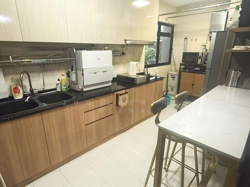 986C Jurong West Street 93, 986C Jurong West Street 93, Boon Lay / Jurong / Tuas, 3 Bedrooms, 1,205 sqft, HDB Flat For Rent, by Zhu Zhening Alina, 500270670 - Kitchen - PropertyGuru.com.sg