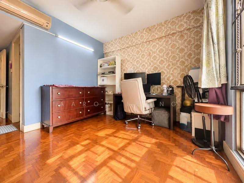 Parkview Apartments, 1 Bukit Batok Street 25, Dairy Farm / Bukit Panjang / Choa Chu Kang, 2 Bedrooms, 926 sqft, Apartment For Sale, by Aaron Leong, 500270673 - Study - PropertyGuru.com.sg