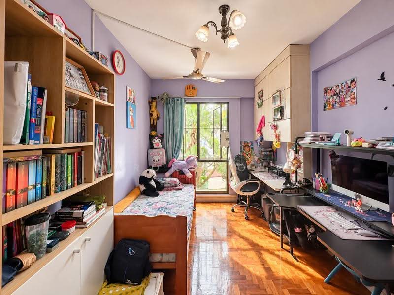 Parkview Apartments, 1 Bukit Batok Street 25, Dairy Farm / Bukit Panjang / Choa Chu Kang, 2 Bedrooms, 926 sqft, Apartment For Sale, by Aaron Leong, 500270673 - Bedroom - PropertyGuru.com.sg