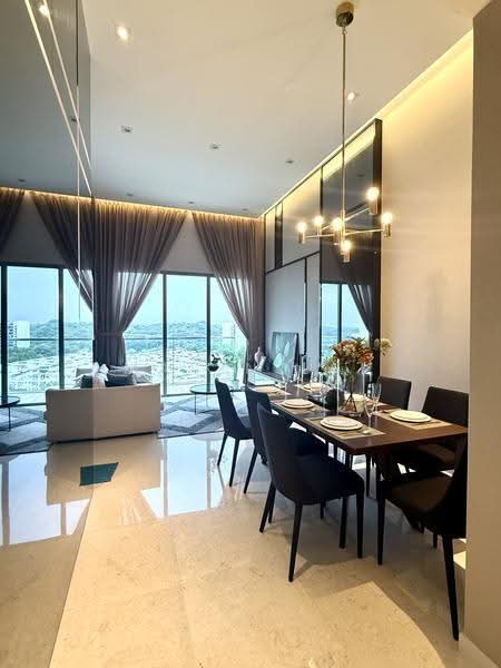 Skies Miltonia, 3 Miltonia Close, Sembawang / Yishun, 3 Bedrooms, 2,562 sqft, Condominium For Sale, by Mavin Lai, 500270683 - Living Room - PropertyGuru.com.sg