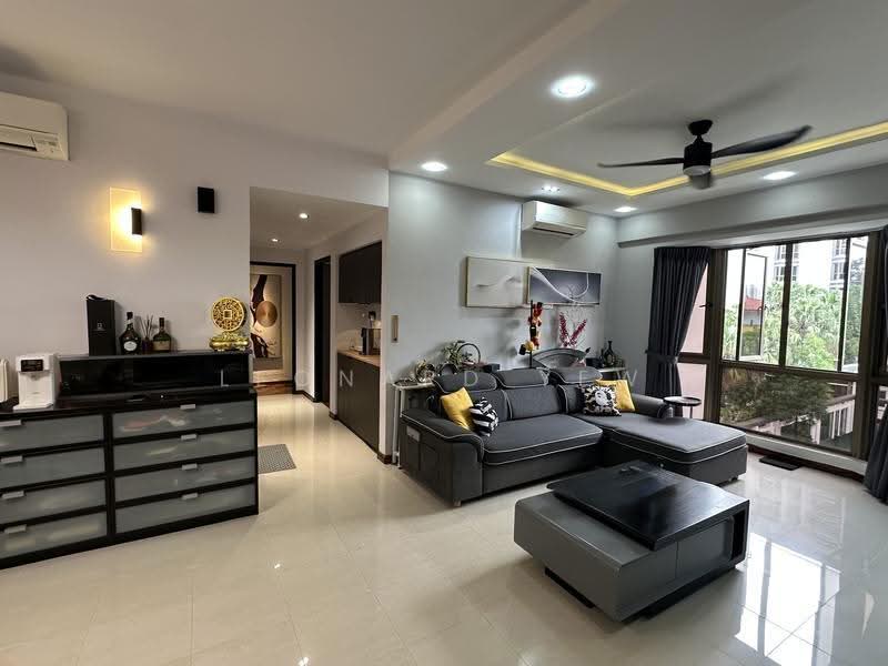 Parkview Apartments, 1 Bukit Batok Street 25, Dairy Farm / Bukit Panjang / Choa Chu Kang, 3 Bedrooms, 1,120 sqft, Apartment For Sale, by Leonard Yew, 500270687 - Living Room - PropertyGuru.com.sg