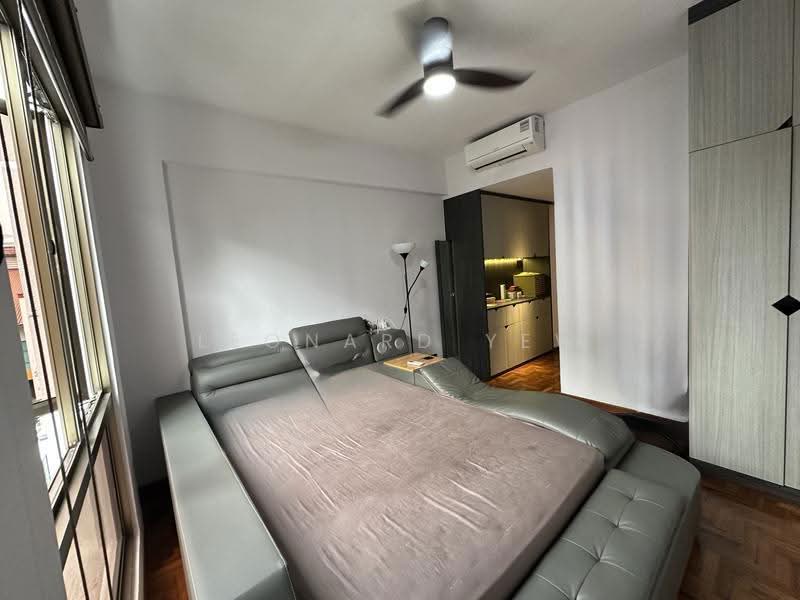 Parkview Apartments, 1 Bukit Batok Street 25, Dairy Farm / Bukit Panjang / Choa Chu Kang, 3 Bedrooms, 1,120 sqft, Apartment For Sale, by Leonard Yew, 500270687 - Bedroom - PropertyGuru.com.sg