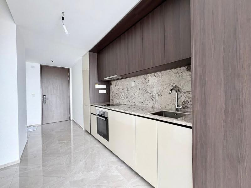 Tembusu Grand, 94 Jalan Tembusu, East Coast / Marine Parade, 1 Bedroom, 646 sqft, Condominium For Sale, by Tricia Tay, 500270690 - Kitchen - PropertyGuru.com.sg