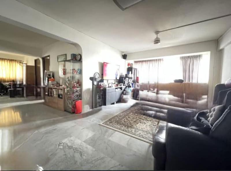 356 Clementi Avenue 2, 356 Clementi Avenue 2, Buona Vista / West Coast / Clementi New Town, 3 Bedrooms, 1,259 sqft, HDB Flat For Sale, by Owen Tan, 500270695 - Living Room - PropertyGuru.com.sg
