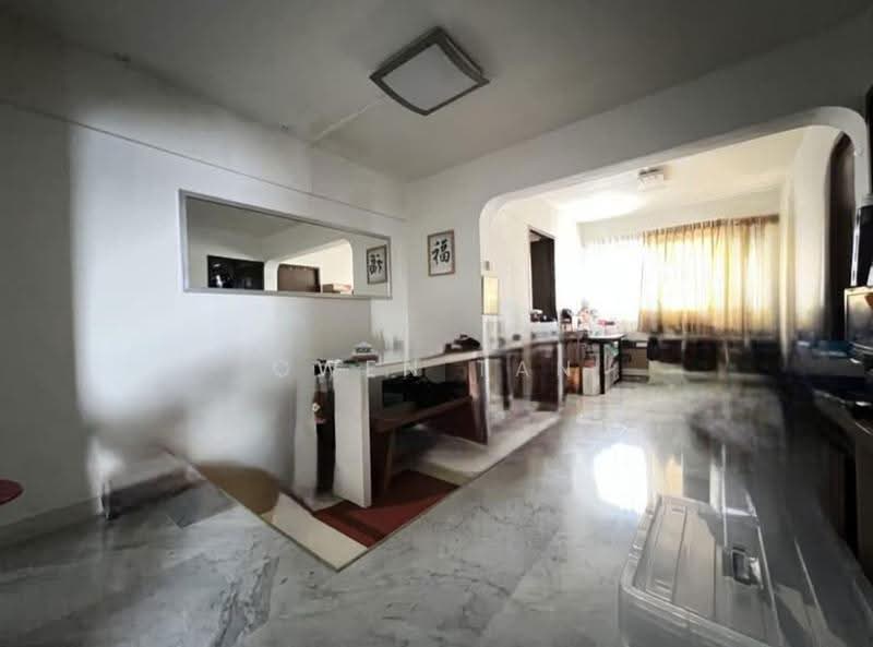356 Clementi Avenue 2, 356 Clementi Avenue 2, Buona Vista / West Coast / Clementi New Town, 3 Bedrooms, 1,259 sqft, HDB Flat For Sale, by Owen Tan, 500270695 - Living Room - PropertyGuru.com.sg