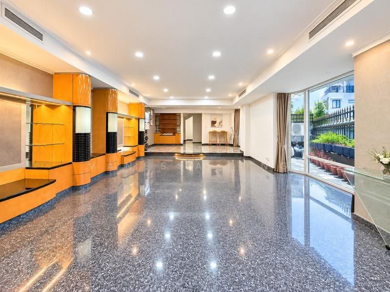3C Lengkong Satu, Lengkong Satu, Eunos / Geylang / Paya Lebar, 6 Bedrooms, 6,000 sqft, Semi-Detached House For Sale, by Vanessa Ding, 500270697 - Living Room - PropertyGuru.com.sg
