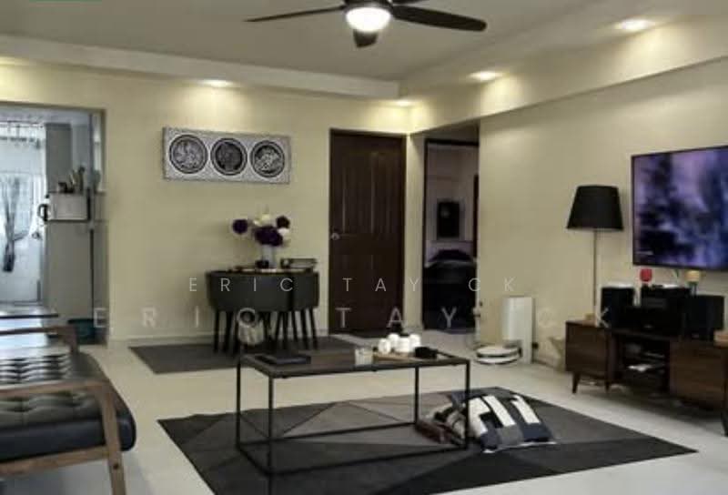 274 Tampines Street 22, 274 Tampines Street 22, Pasir Ris / Tampines, 3 Bedrooms, 1,130 sqft, HDB Flat For Sale, by Eric Tay CK, 500270700 - Living Room - PropertyGuru.com.sg