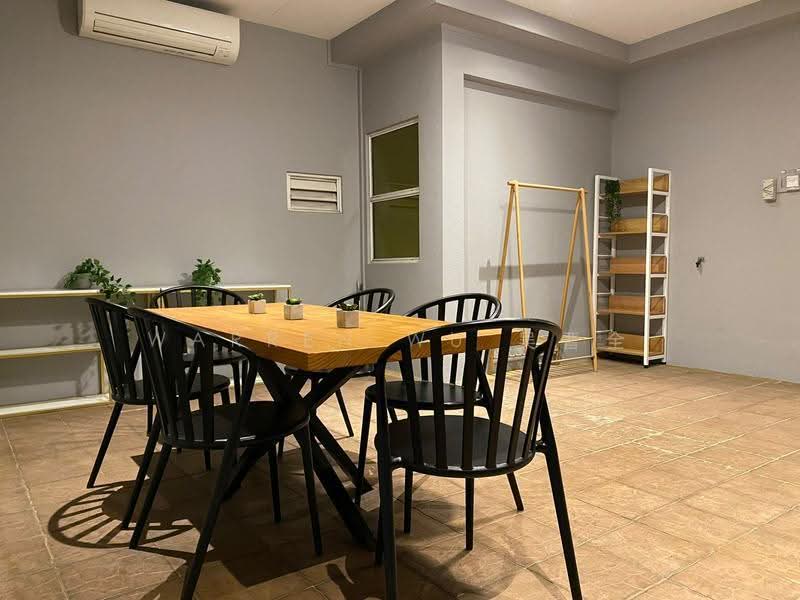 Clydes Residence, 78 Mergui Road, Farrer Park / Serangoon Rd, 2 Bedrooms, 1,194 sqft, Apartment For Rent, by Warren Wu 吴晋全, 500270708 - Interior - PropertyGuru.com.sg