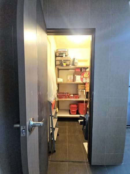 251 Tampines Street 21, 251 Tampines Street 21, Pasir Ris / Tampines, 2 Bedrooms, 796 sqft, HDB Flat For Sale, by Shawn Lin 林子超, 500270716 - Store Room - PropertyGuru.com.sg