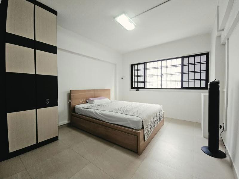 251 Tampines Street 21, 251 Tampines Street 21, Pasir Ris / Tampines, 2 Bedrooms, 796 sqft, HDB Flat For Sale, by Shawn Lin 林子超, 500270716 - Master Bedroom - PropertyGuru.com.sg