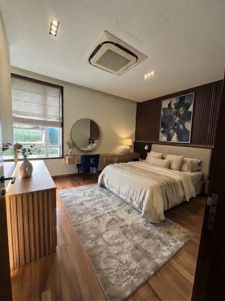 Holland/Tanglin/Bukit Timah, Tanglin / Holland / Bukit Timah, 4 Bedrooms, 4,000 sqft, Semi-Detached House For Sale, by Jackie Tan 陳筱薇, 500270722 - Bedroom - PropertyGuru.com.sg
