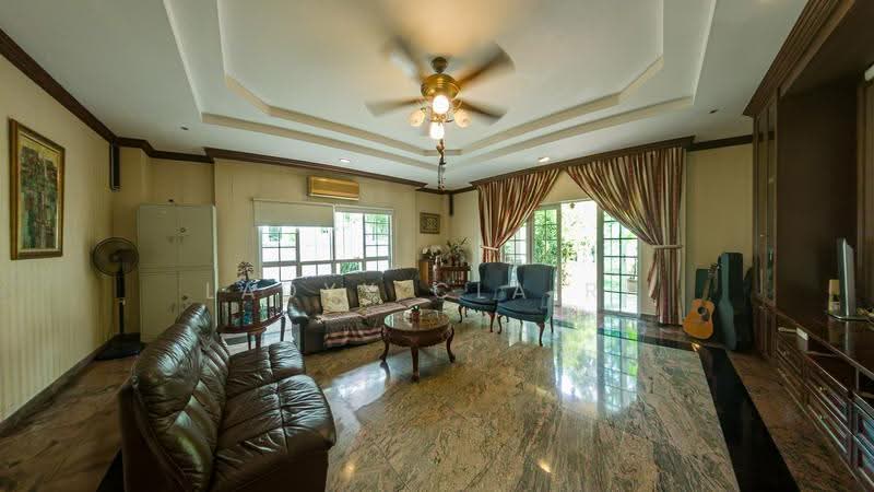 Kew Crescent / Kew Drive / Kew Heights, Bedok / Upper East Coast, 6 Bedrooms, 9,500 sqft, Detached House For Sale, by Ladyy Claire, 500270740 - Living Room - PropertyGuru.com.sg