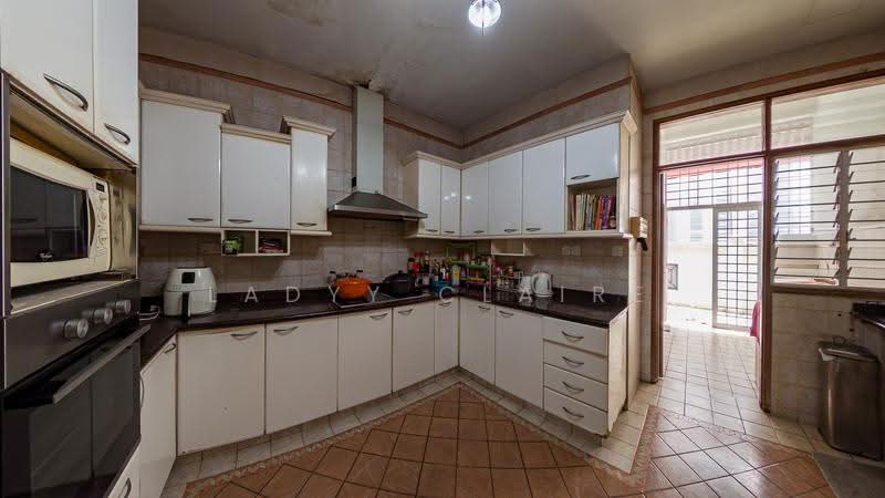 Kew Crescent / Kew Drive / Kew Heights, Bedok / Upper East Coast, 6 Bedrooms, 9,500 sqft, Detached House For Sale, by Ladyy Claire, 500270740 - Kitchen - PropertyGuru.com.sg