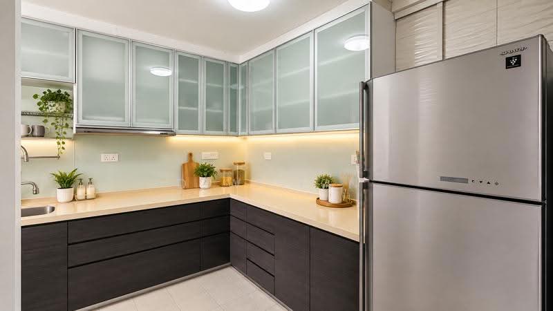 633 Hougang Avenue 8, 633 Hougang Avenue 8, Hougang / Punggol / Sengkang, 4 Bedrooms, 1,593 sqft, HDB Flat For Sale, by Dewi Tan, 500270771 - Kitchen - PropertyGuru.com.sg