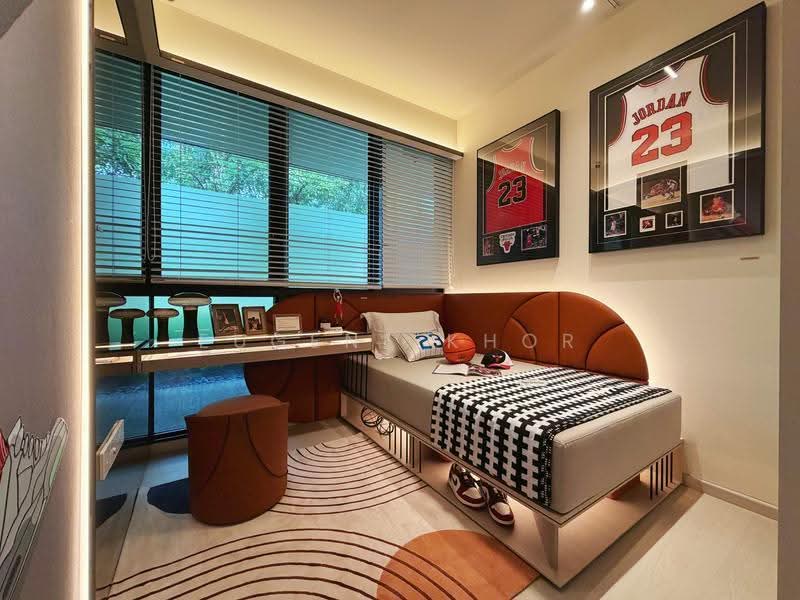 RARE HOUSE NEAR MRT!!! CONVENIENT LOCATION!!! HIGH RENTAL POTENTIAL!!!, Boon Lay / Jurong / Tuas, 4 Bedrooms, 1,345 sqft, Condominium For Sale, by Eugene Khor, 500270778 - Bedroom - PropertyGuru.com.sg