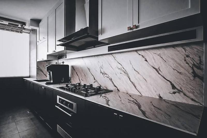 Sherwood Towers, 3 Jalan Anak Bukit, Clementi Park / Upper Bukit Timah, 3 Bedrooms, 1,421 sqft, Apartment For Sale, by Jaime Goh, 500270779 - Kitchen - PropertyGuru.com.sg
