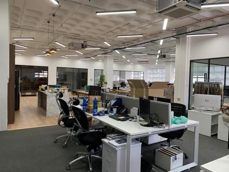 Delta House, 2 Alexandra Road, Alexandra / Commonwealth, 3,046 sqft, Light Industrial (B1) For Sale, by JACKIE TAN, 500270782 - Interior - CommercialGuru.com.sg