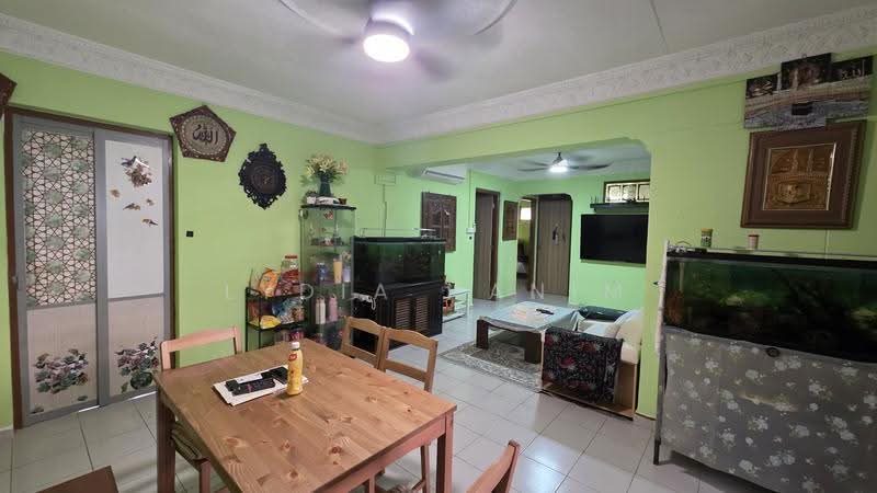 835 Jurong West Street 81, 835 Jurong West Street 81, Boon Lay / Jurong / Tuas, 3 Bedrooms, 1,313 sqft, HDB Flat For Sale, by Lydia Hanim, 500270785 - Living Room - PropertyGuru.com.sg