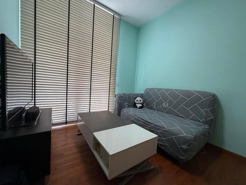 Treasure Crest, 52 Anchorvale Crescent, Hougang / Punggol / Sengkang, 3 Bedrooms, 1,152 sqft, Condominium For Sale, by Dennis Lim, 500270786 - Living Room - PropertyGuru.com.sg